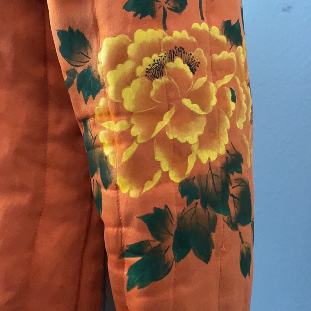 SOLD….Vintage Hand Painted Silk Japanese Jacket - Picture 4 of 12